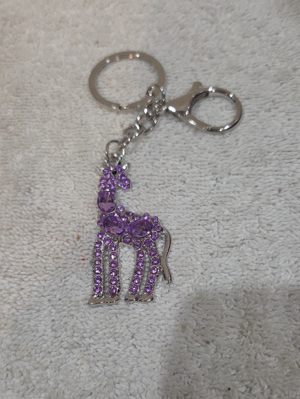 PURPLE RHINESTONE GIRAFFE PURSE CHARM/KEYCHAIN